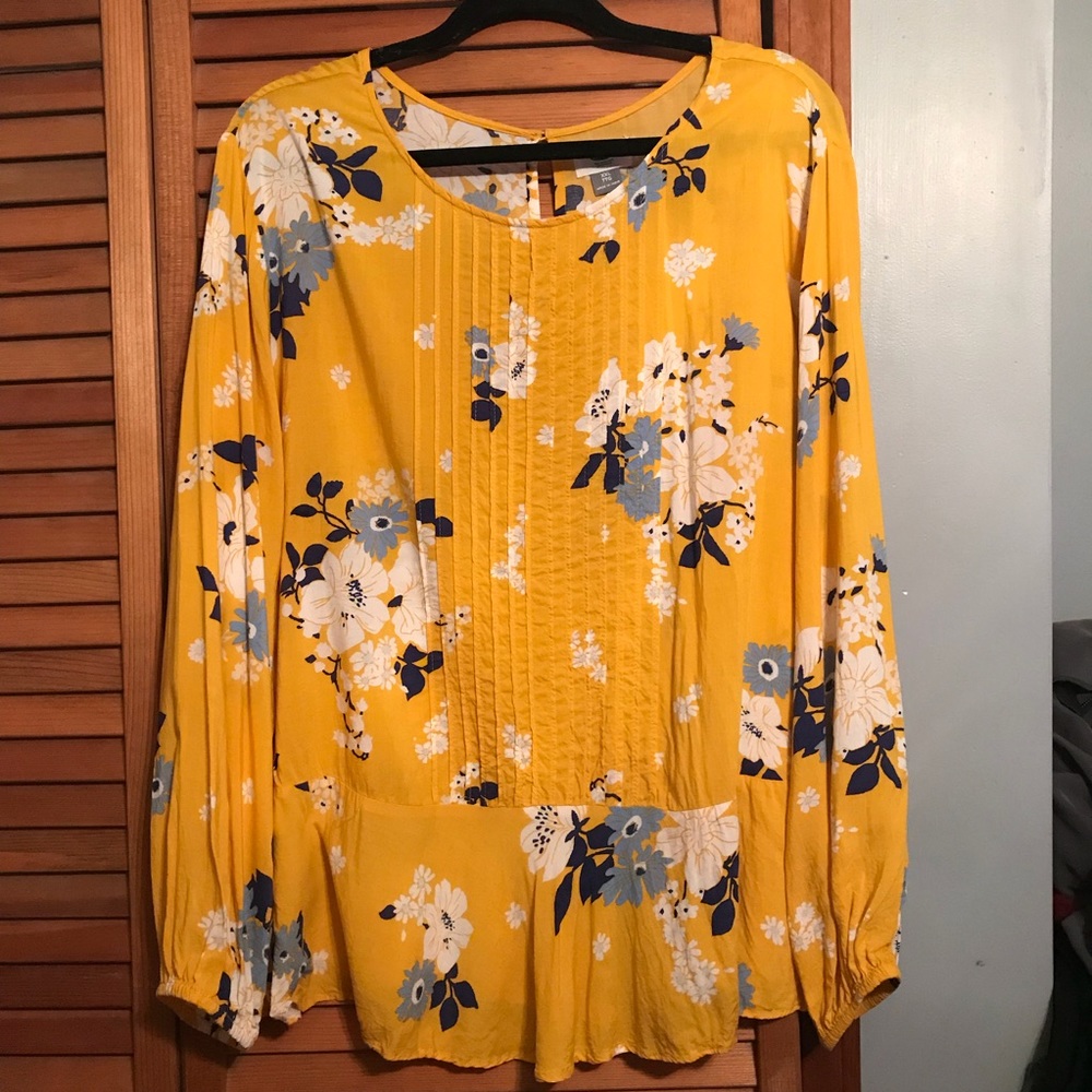 Old Navy Long Sleeve Floral Yellow Blouse